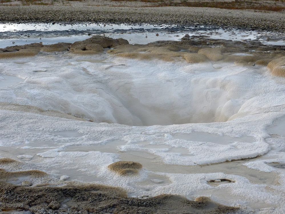Yellowstone Old faithfull et ses environs (44).JPG